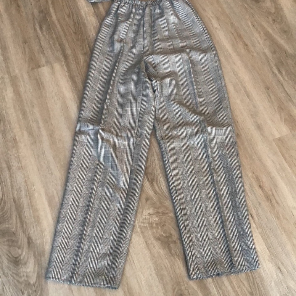 2-piece suit - Picture 6 of 10